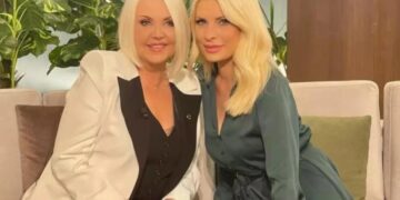 Alldaynews.gr Ρούλα Κορομηλά: To βίντεο με όσα δεν είδαμε από τη συνάντησή της με την Ελένη Μενεγάκη