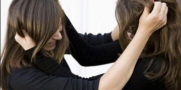 Alldaynews.gr Κρήτη: Δυο αδερφές ήρθαν στα χέρια – Η μια πήγε στο νοσοκομείο