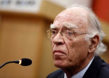 Βασίλης Λεβέντης