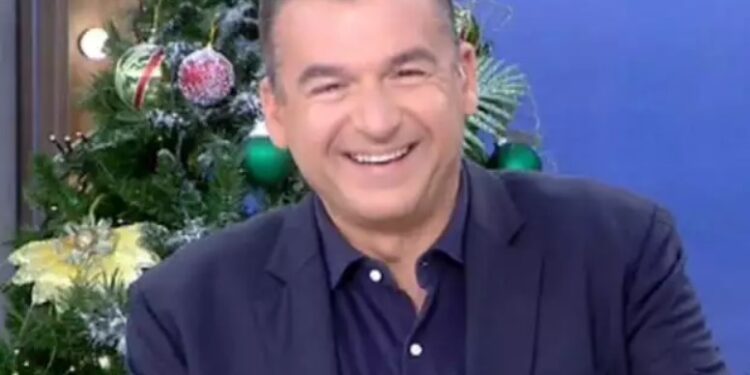 Alldaynews.gr Γιώργος Λιάγκας: Το Απίστευτο σχόλιό του, για την δέσμευση των λογαριασμών του πατέρα Αντώνιου