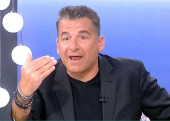 Alldaynews.gr Χαμός στο Πρωινό – Κούγιας σε Λιάγκα: «Κλείσε το στόμα σου…» (video)