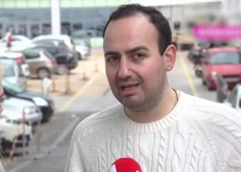 Μαυρίκιος Μαυρικίου: Με χούφτωσε και μου είπε, αγοράκι μου εγώ μπορώ να σου κάνω καριέρα (video)