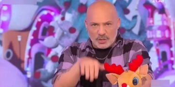 Alldaynews.gr Νίκος Μουτσινάς για Ρούλα Κορομηλά και Ελένη Μενεγάκη: «Λένε ψέματα» (video)
