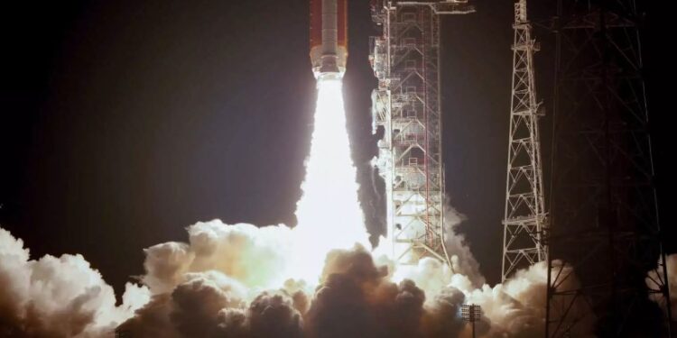 Alldaynews.gr NASA: «Οι άνθρωποι θα μπορέσουν να ζήσουν στη Σελήνη μέσα στη δεκαετία»