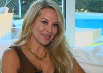 Αννίτα Ναθαναήλ: «Είμαι πάρα πολύ μόνη, με τον Κρις έχουμε διαχωρίσει τις ζωές μας»