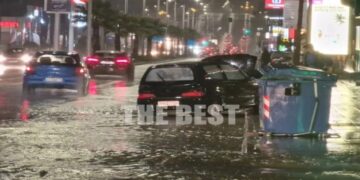 «Ποτάμια» οι δρόμοι στη Πάτρα: Δεκάδες κλήσεις στην Πυροσβεστική (video)