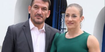 Alldaynews.gr Πύρρος Δήμας – Αφροδίτη Σκαφίδα: Συγκατοίκηση στα βόρεια προάστια