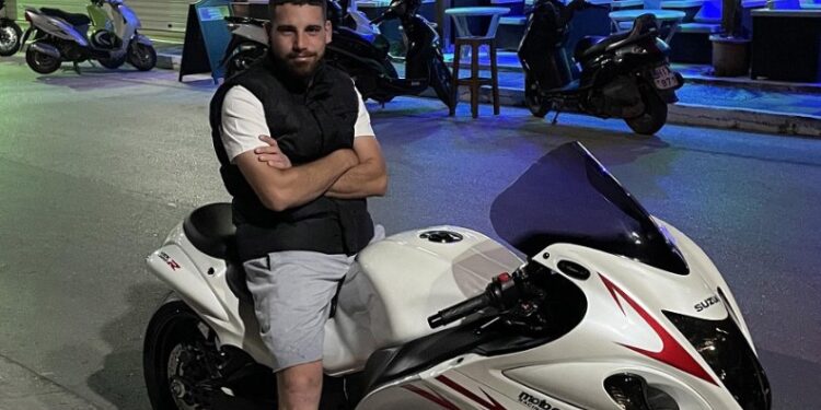 Ανείπωτος Θρήνος για τον 20χρονο Σωκράτη-Σοκάρουν οι Φωτογραφίες απο το σημείο της Τραγωδίας