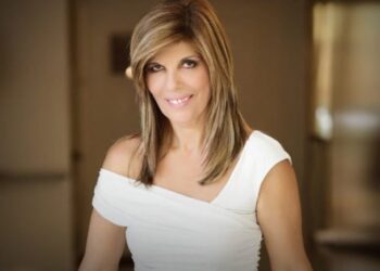 Στανίση: «Δεν μπορώ τις πλαστικές όλες έχουν ίδιο πρόσωπο, δεν κοιτάζομαι στον καθρέφτη και λέω τι κούκλα είσαι»