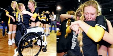 Alldaynews.gr Η δύναμη ψυχής της τους συγκίνησε όλους: 16χρονη παίκτρια βόλεϊ σηκώθηκε για σερβίς από το αναπηρικό καροτσάκι (video)