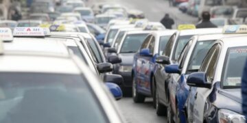 Alldaynews.gr Θεσσαλονίκη: Παρέδωσε το ταξί ο οδηγός που αγνοούνταν-«Με συγχωρείς, θα σου εξηγήσω»