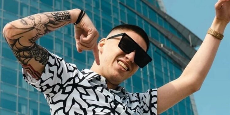 Συνελήφθη ο τράπερ Trannos – Βρέθηκε όπλο και φάρος στο αυτοκίνητό του