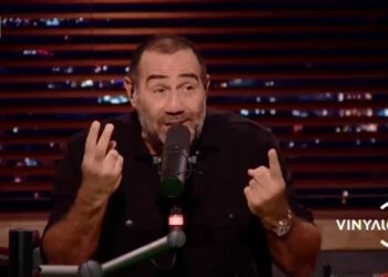 Αντώνης Κανάκης: Έλιωσε στον αέρα για τον γιο του – «Ο μπαμπάς προσπαθεί να μην γίνεται…» (video)