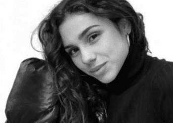 Θεσσαλονίκη: «Καλό ταξίδι ψυχούλα μου» – Σπαρακτικό αντίο στην 21χρονη φοιτήτρια – Η τραγική ειρωνεία