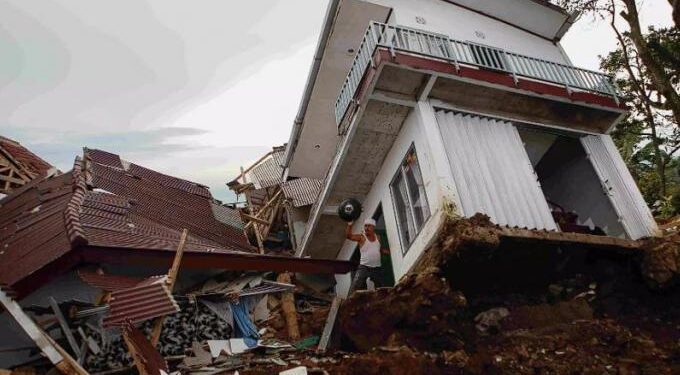 Alldaynews.gr «Μεγάλος σεισμός και τσουνάμι στο Αιγαίο» – Η πρόβλεψη Τούρκου επιστήμονα στη Sabah που σοκάρει