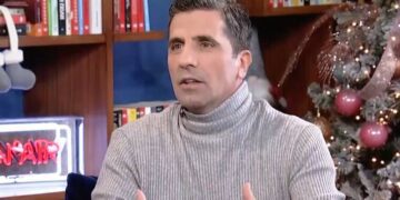 Συγκλονίζει ο Βισκαδουράκης: «Με πήρε ο αδερφός μου ο κωφός, ακούω κάτι κραυγές και κατάλαβα…»