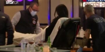 Νέα Σμύρνη: «Ανάψτε ένα κερί για το παιδί μου» – Κραυγή αγωνίας της μητέρας[video]