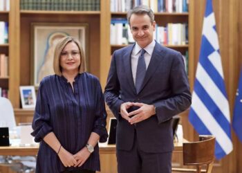Ο Μητσοτάκης βάζει στον «πάγο» τη Μαρία Σπυράκη – Αναστέλλει την κομματική της ιδιότητα