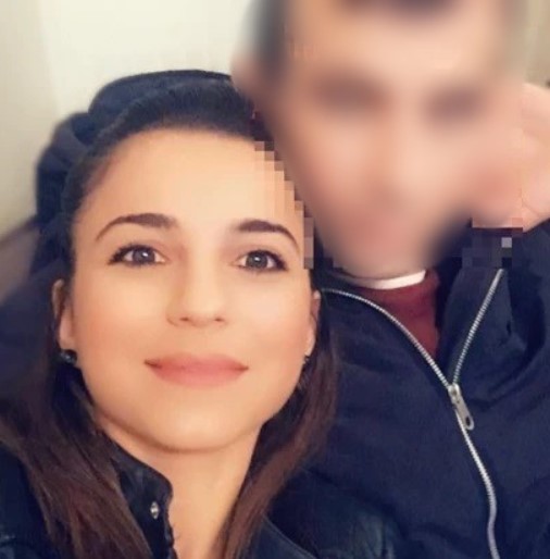 Έγκλημα στη Δάφνη: Της κάρφωσε μαχαίρι στον λαιμό ενώ κοιμόταν-Ισόβια στον 40χρονο συζυγοκτόνο