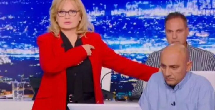 Alldaynews.gr Χαμός με την Αγγελική Νικολούλη: Εξερράγη με μήνυμα ΣΟΚ τηλεθεατή – «Όχι, στο Τούνελ όχι»