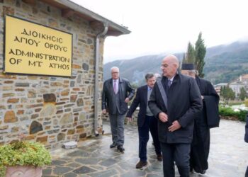 «Ο Νίκος Δένδιας χτύπησε σοβαρά στη μύτη και στα δόντια»-Ελικόπτερο τον μετέφερε στην Αθήνα