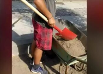 «Μας έστελναν να δουλέψουμε στα χωράφια με 40 βαθμούς», λένε παιδιά της «Κιβωτού»