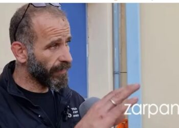 «Είναι άχρηστοι»-Ξεσπά ο γιος του 82χρονου που πέθανε ενώ περίμενε 25 ώρες για αεροδιακομιδή