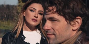 Σοκ με την Έλενα Παπαρίζου: Καυτά φιλιά με τον Τότσικα! Δείτε Φωτογραφίες