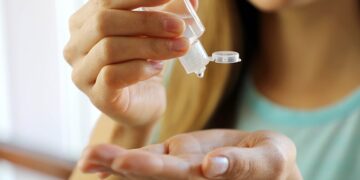 Alldaynews.gr Μεγάλη Προσοχή! Ο ΕΟΦ απαγορεύει πασίγνωστο αντισηπτικό Dettol