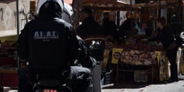 Θεσσαλονίκη: Αλβανός «την έστηνε» έξω από εκκλησίες και λαϊκές για να ληστεύει ηλικιωμένες (φωτο)