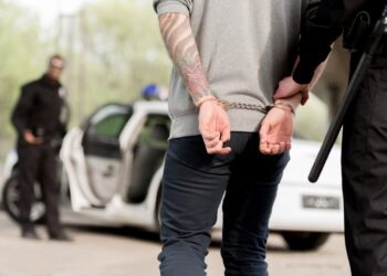 Πριν Λίγο-Άγριο Έγκλημα: Σκότωσε τη σύζυγό του και παραδόθηκε