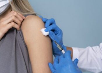 Ξεκινά ο εμβολιασμός για τη γρίπη χωρίς ιατρική συνταγή – Ποιες κατηγορίες του πληθυσμού αφορά