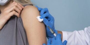 Alldaynews.gr Ξεκινά ο εμβολιασμός για τη γρίπη χωρίς ιατρική συνταγή – Ποιες κατηγορίες του πληθυσμού αφορά