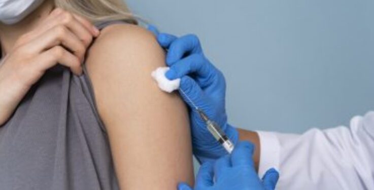 Alldaynews.gr Ξεκινά ο εμβολιασμός για τη γρίπη χωρίς ιατρική συνταγή – Ποιες κατηγορίες του πληθυσμού αφορά