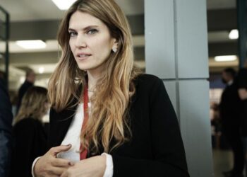 Alldaynews.gr Εύα Καϊλή: Βρέθηκαν σακούλες με χρήματα σπίτι της – Πέρασε τη νύχτα στο κρατητήριο