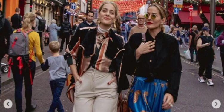 Alldaynews.gr Νατάσσα Μποφίλιου: «Πήγε στο Λονδίνο με δικά της λεφτά αντί να πάει στο Λυκαβηττό με δικά μας…»-Κύμα συμπαράστασης αλλά και αντιδράσεις στο twitter