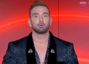 J2US: Η απόλυτη ανατροπή με την διπλή αποχώρηση