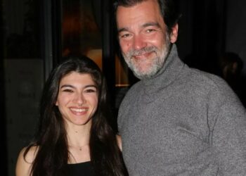 Κωνσταντίνος Καζάκος: Απαντά στα σχόλια για τη διαφορά ηλικίας με τη σύντροφό του, Βασιλική Μακρή