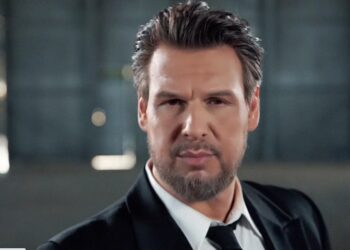 Πάνος Κιάμος