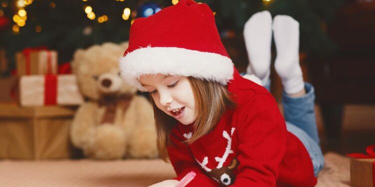 Alldaynews.gr Το γράμμα ενός 8χρονου κοριτσιού στον Άγιο Βασίλη που έφερε δάκρυα σε πολλούς – «Ίσως θα έπρεπε να μιλάμε για αυτό»