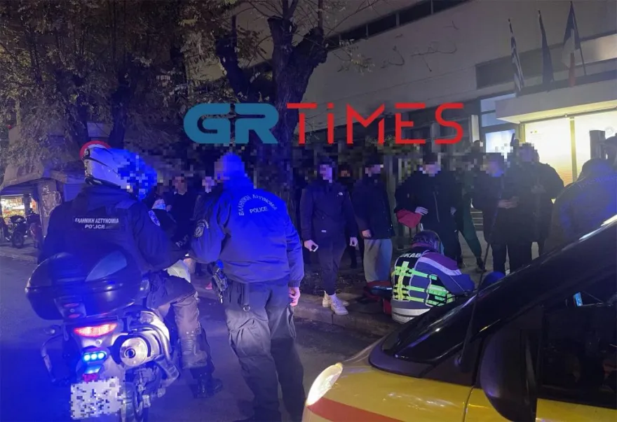 Άγριος καυγάς με τραυματία μέσα σε λεωφορείο στη Θεσσαλονίκη - Δείτε βίντεο και φωτογραφίες