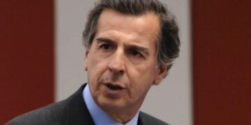 Alldaynews.gr Ο πρώην Υπουργός, Μιχάλης Λιάπης άνοιξε μαγαζί με γλυκά του κουταλιού στο Καρπενήσι