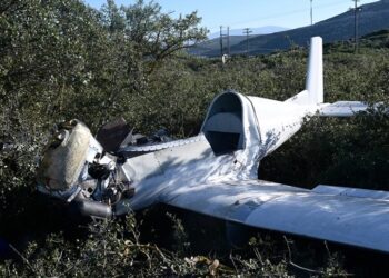 Πριν Λίγο-Τραγωδία: Συντριβή Μονοκινητήριου Αεροσκάφους-Νεκρός ο ένας επιβάτης[Φωτογραφίες]