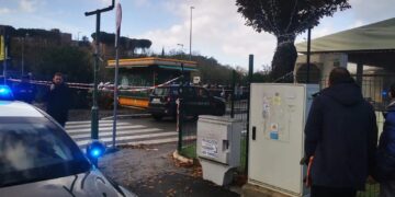 Alldaynews.gr Θρίλερ στη Ρώμη: Πυροβολισμοί σε μπαρ με νεκρούς και τραυματίες (φωτο, video)