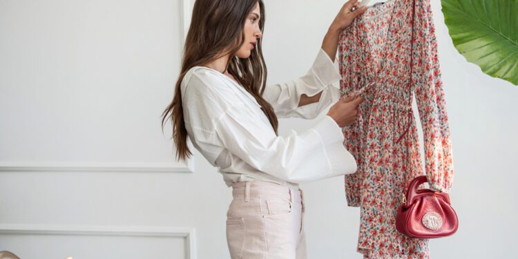 Θα αυξηθούν οι τιμές των ρούχων τον φετινό χειμώνα