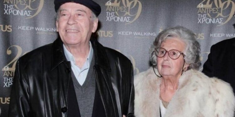 «Ο Θανάσης δεν πρόλαβε να…»: «Ραγίζει» καρδιές η σύζυγος του Βέγγου