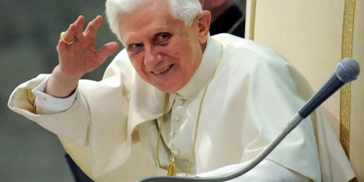 Alldaynews.gr Πάπας Βενέδικτος