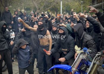 Θεσσαλονίκη: “Διαδήλωση” για χάρη γνωστού τράπερ (video)