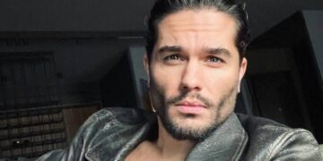 Alldaynews.gr Χρήστος Μάστορας: Δείτε το χρωματιστό και μοντέρνο σπίτι του!