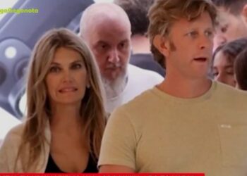 Alldaynews.gr Εύα Καϊλή: Δείτε εικόνες από την οικία της όπου βρέθηκαν 600.000 ευρώ σε τσάντες (video)